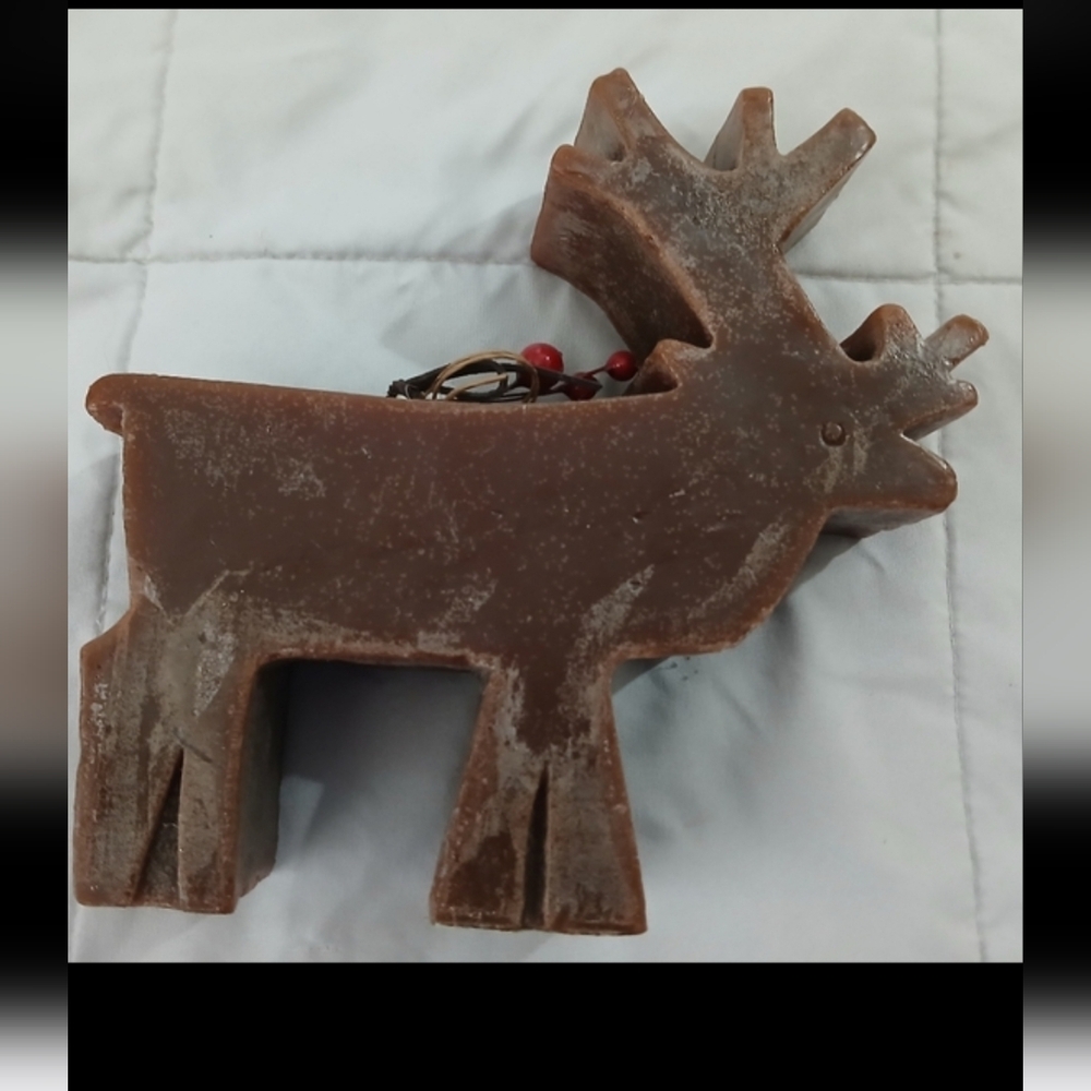 Rustic Primitive Brown Reindeer Figurines Set of 2 – Holiday Christmas Décor